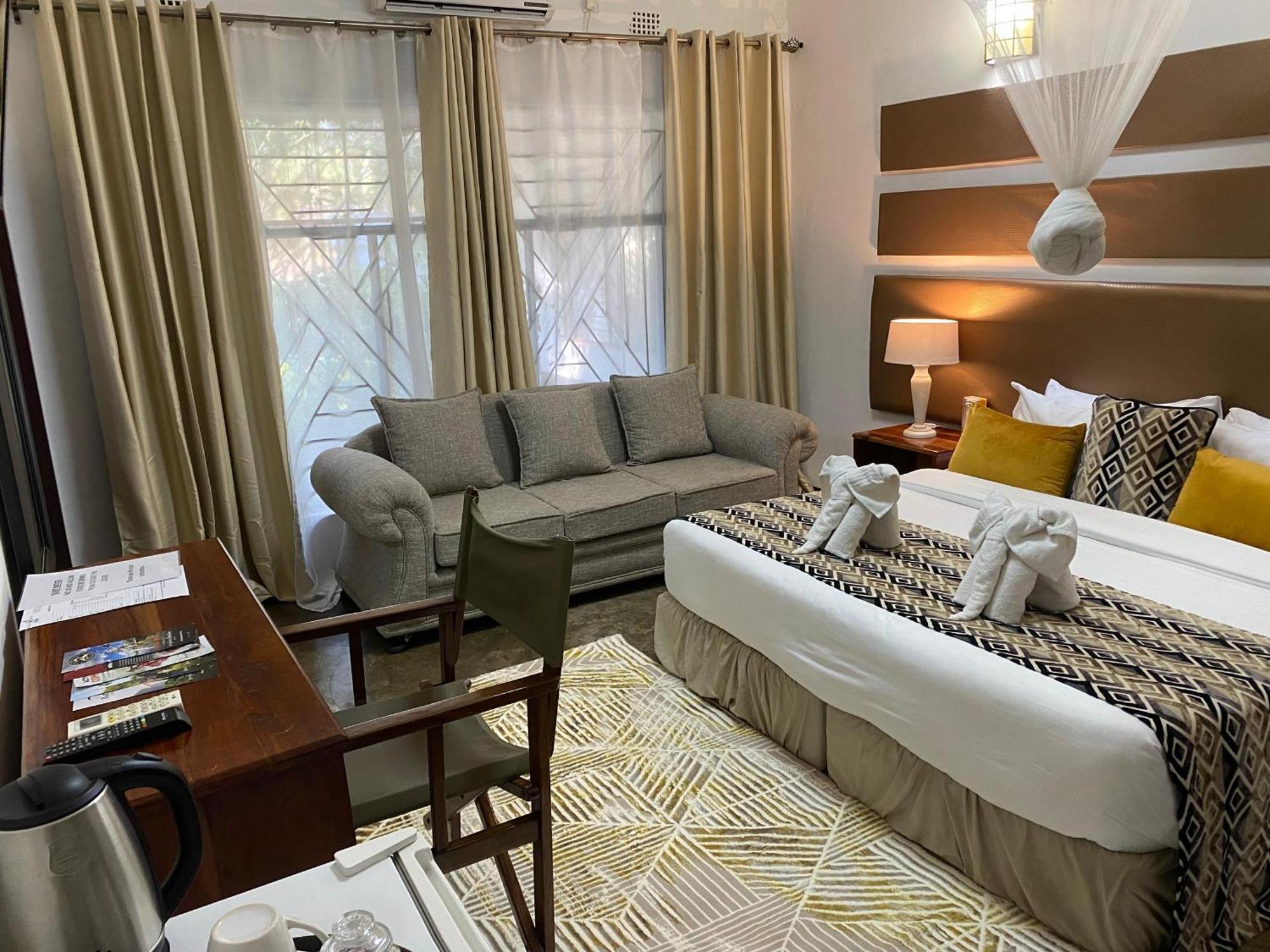 ליבינגסטון Ngoma Zanga Lodge מראה חיצוני תמונה